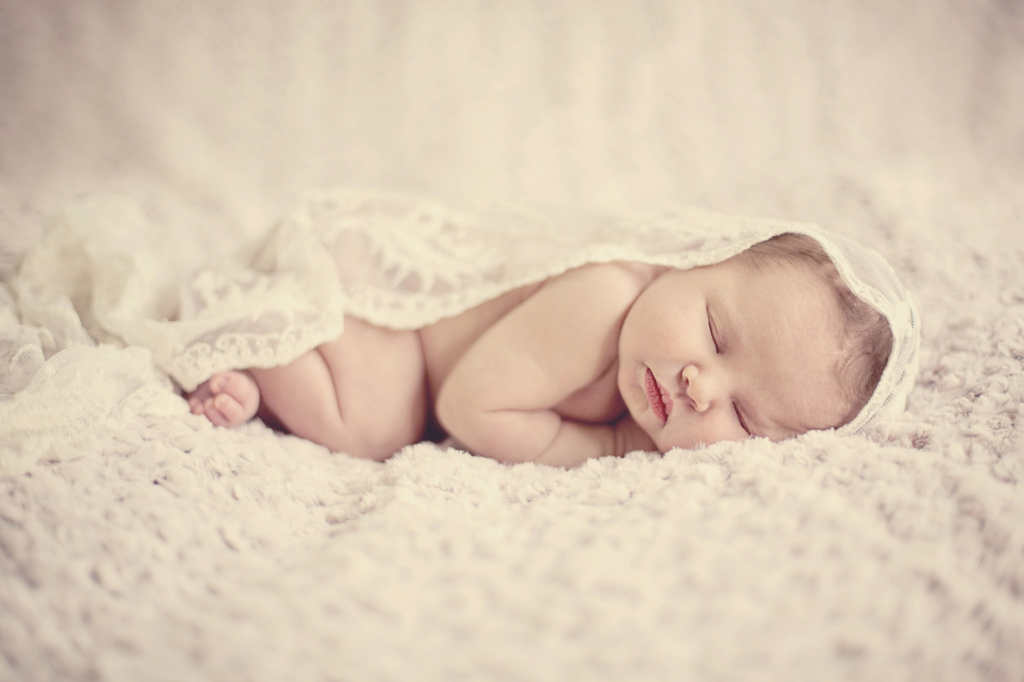newborn-03.jpg